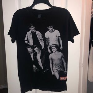 1D shirt